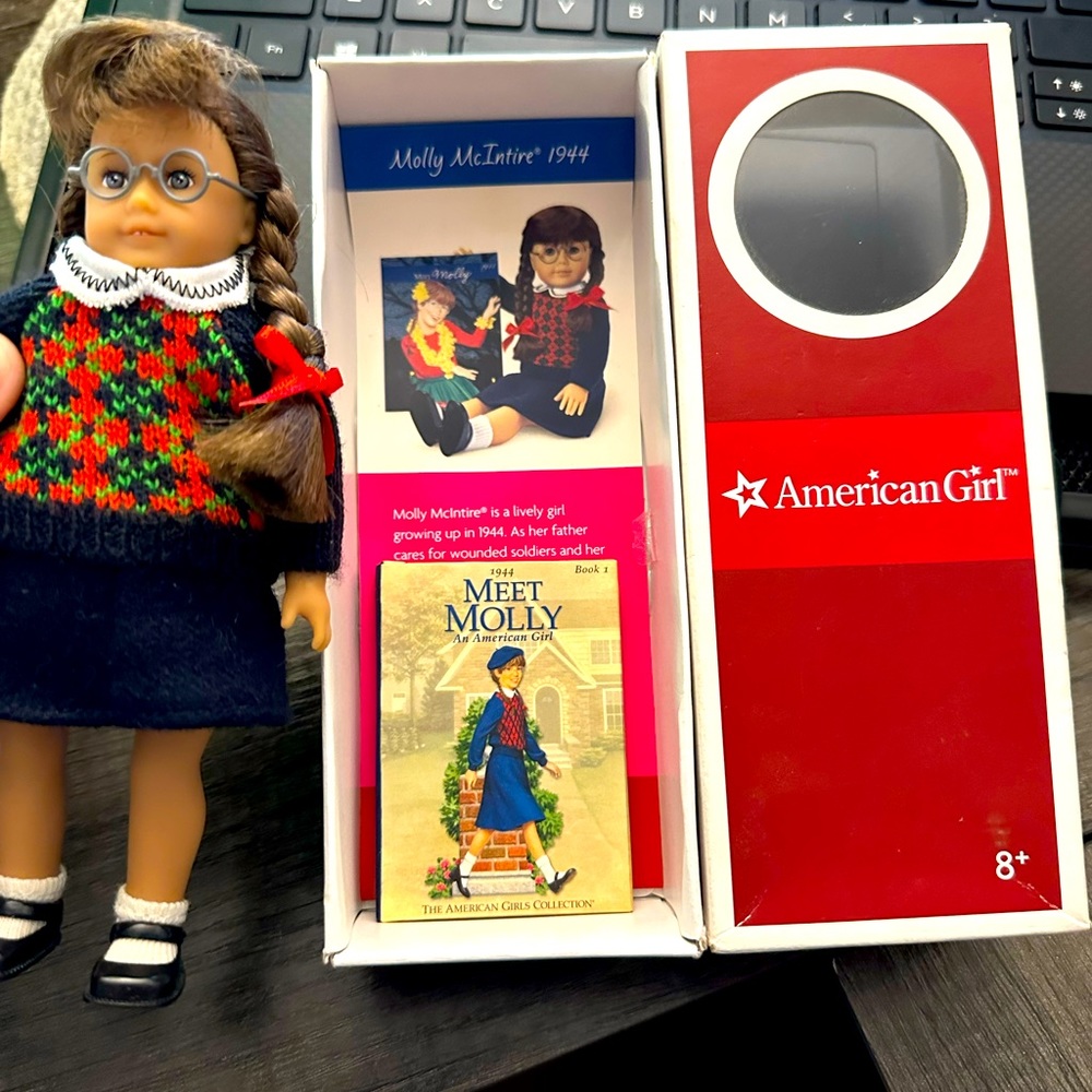 American Girl Doll- Molly Mini NWT